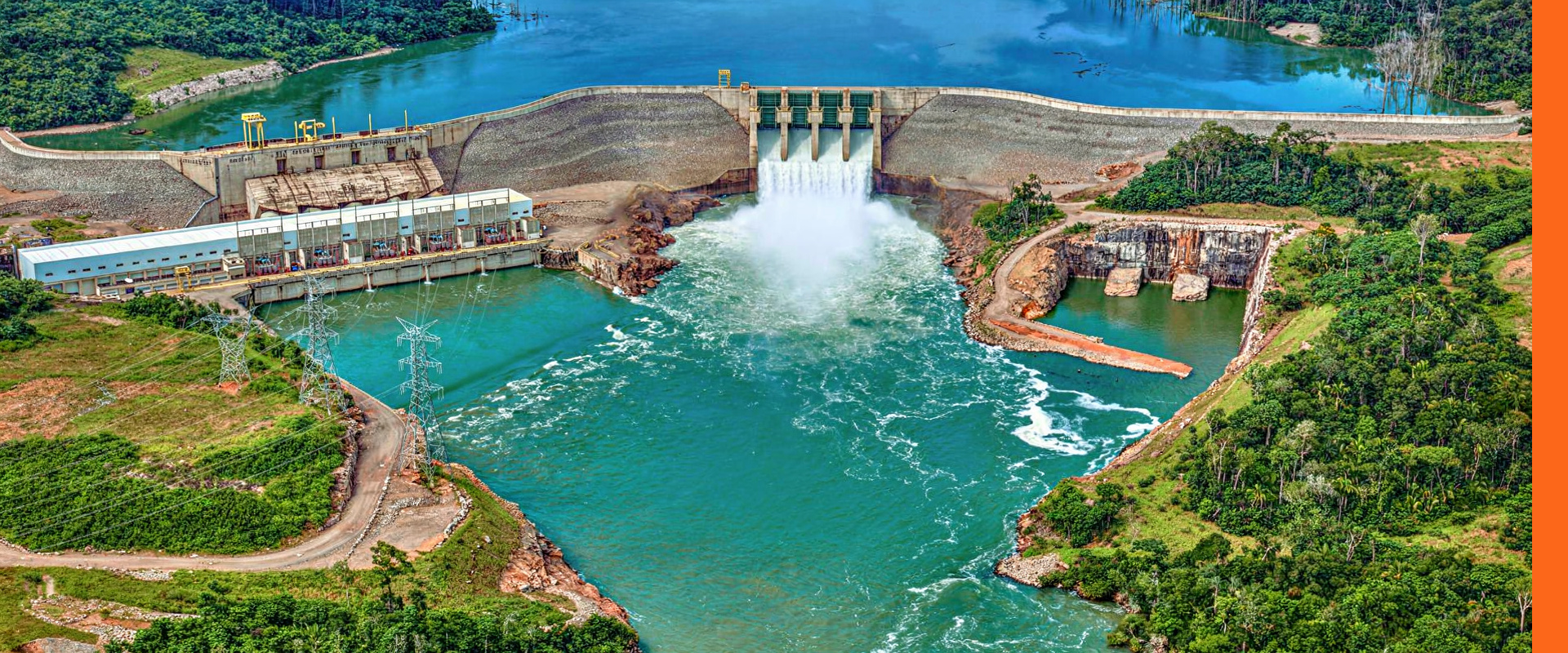 A UHE Teles Pires &eacute; um conjunto de seis usinas hidrel&eacute;tricas com pot&ecirc;ncia instalada de 1.820 megawatts, suficiente para abastecer uma popula&ccedil;&atilde;o de 2,7 milh&otilde;es de fam&iacute;lias.