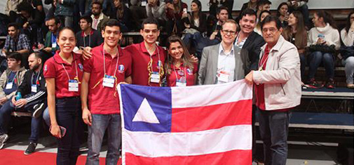 Alunos durante concurso estudantil do Ibracon 2019
