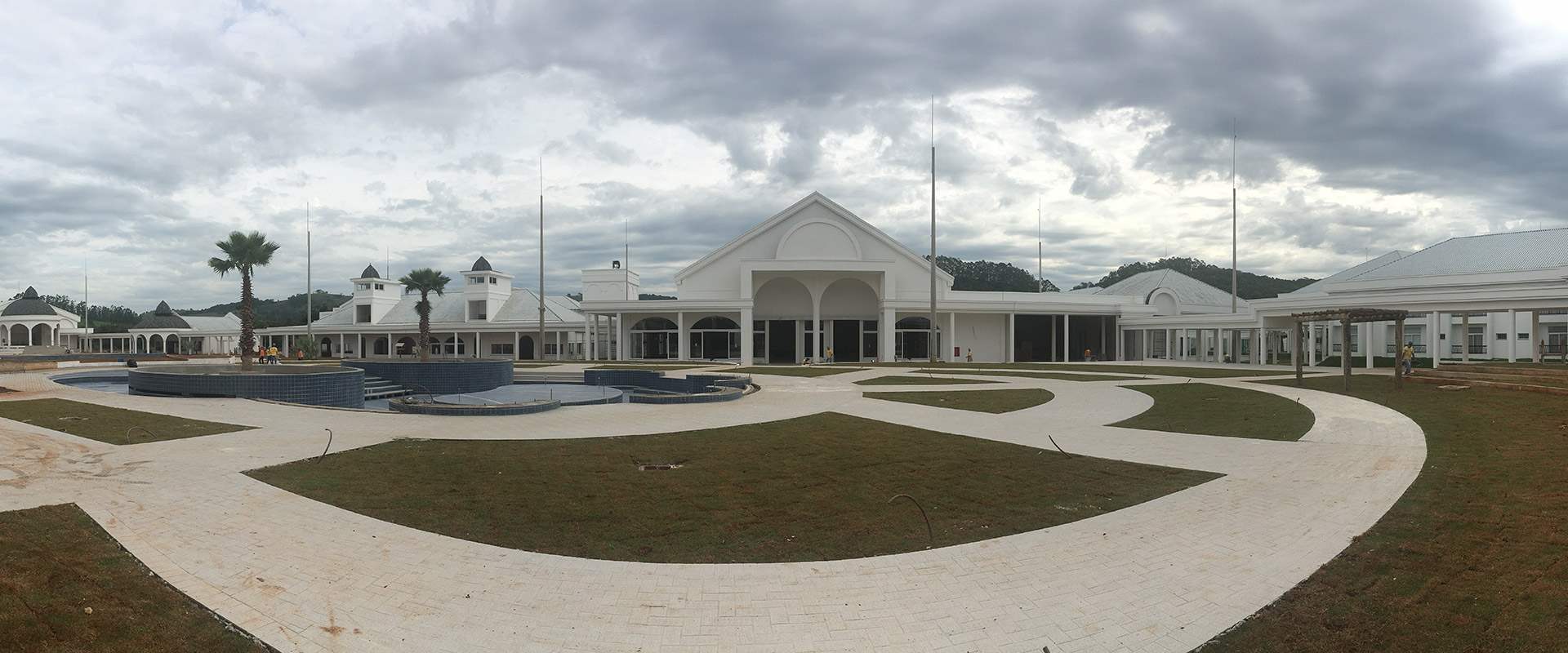 Com mais de 30 mil m² entre áreas construídas e mata atlântica, o Jurema Águas Quentes Resort, com investimento de 120 milhões, teve a MC como sua principal fornecedora de produtos para as obras de proteção e impermeabilização.
